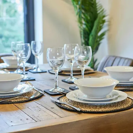 Tatil Evi Townhouse Retreat-sleeps 6-3bed-2bath