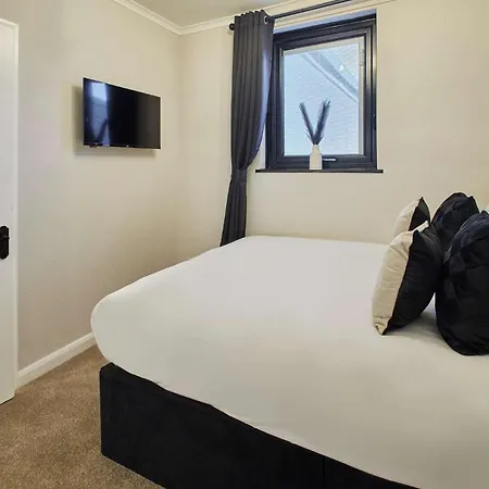 Townhouse Retreat-sleeps 6-3bed-2bath