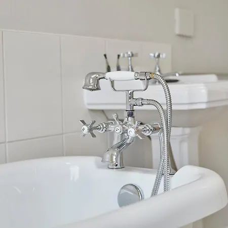 Townhouse Retreat-sleeps 6-3bed-2bath