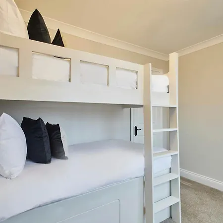 Tatil Evi Townhouse Retreat-sleeps 6-3bed-2bath *