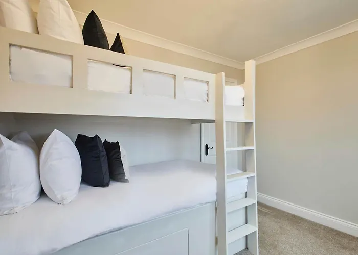 Hébergement de vacances Townhouse Retreat-sleeps 6-3bed-2bath *